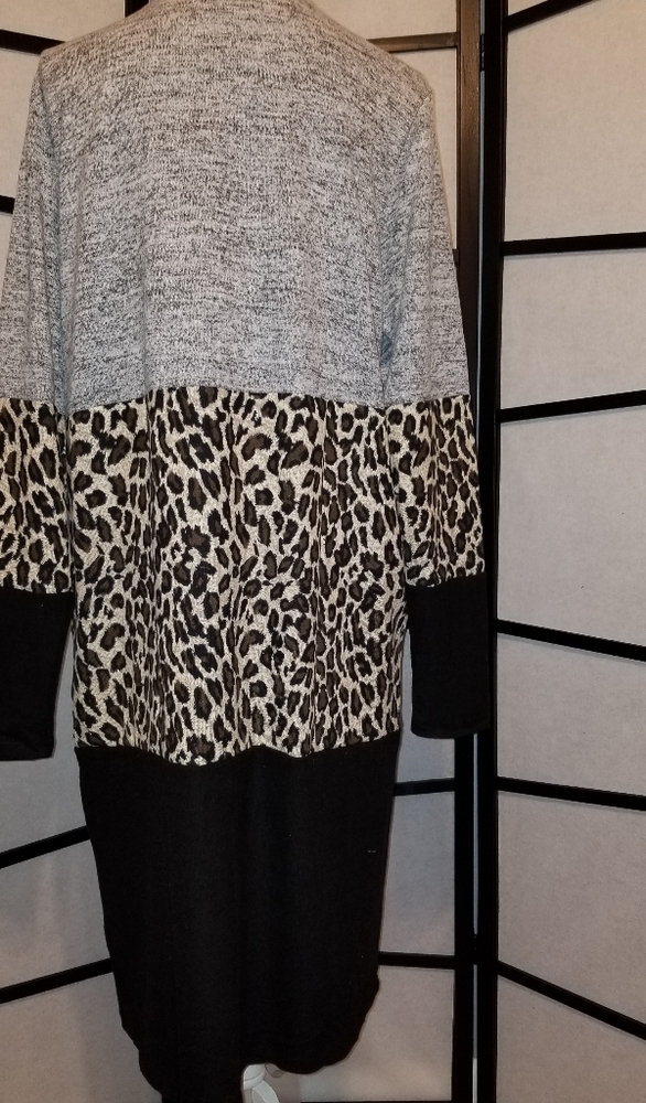 Colorblock & Leopard Bootlength Cardigan - Picture 3 of 3